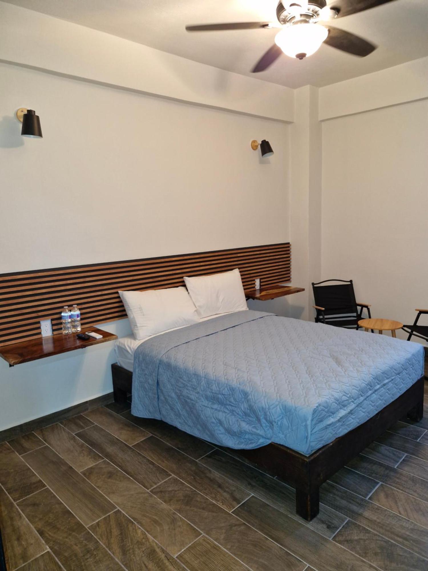 Inbed Hotel 툭스틀라 외부 사진