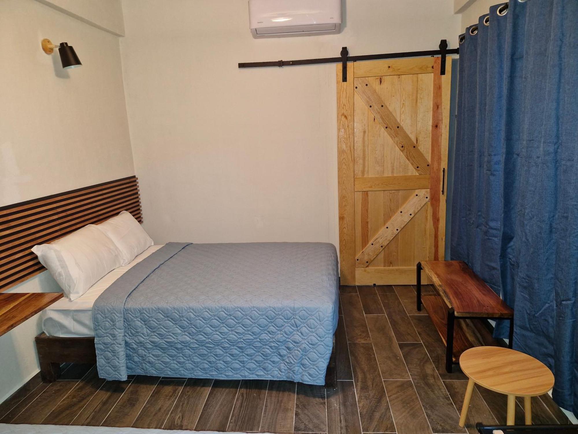 Inbed Hotel 툭스틀라 외부 사진